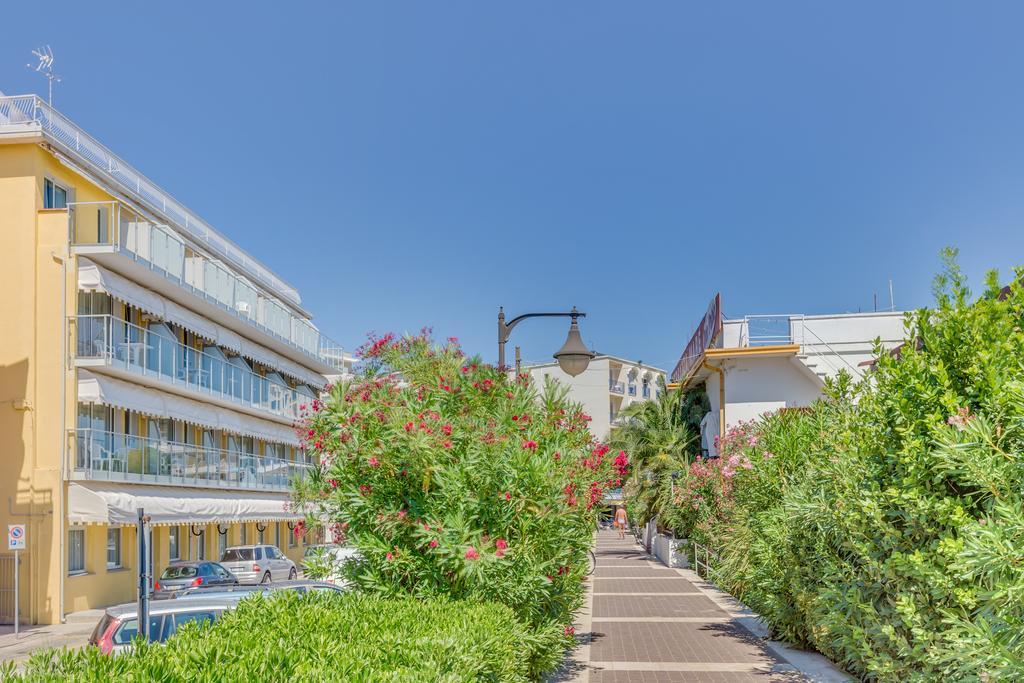 Hotel Austria Caorle Exteriér fotografie