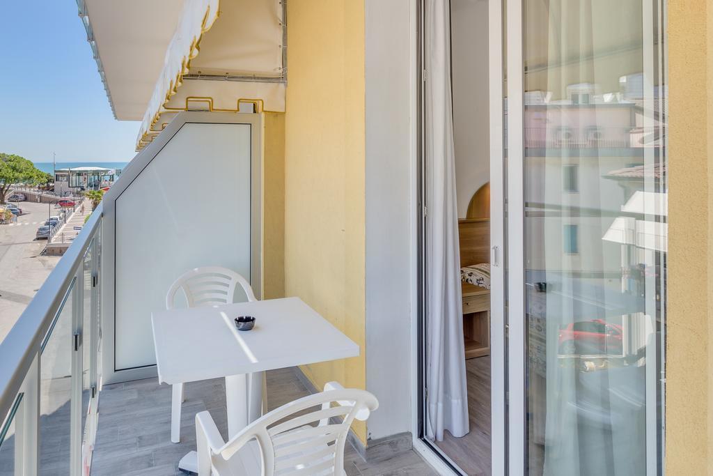 Hotel Austria Caorle Exteriér fotografie