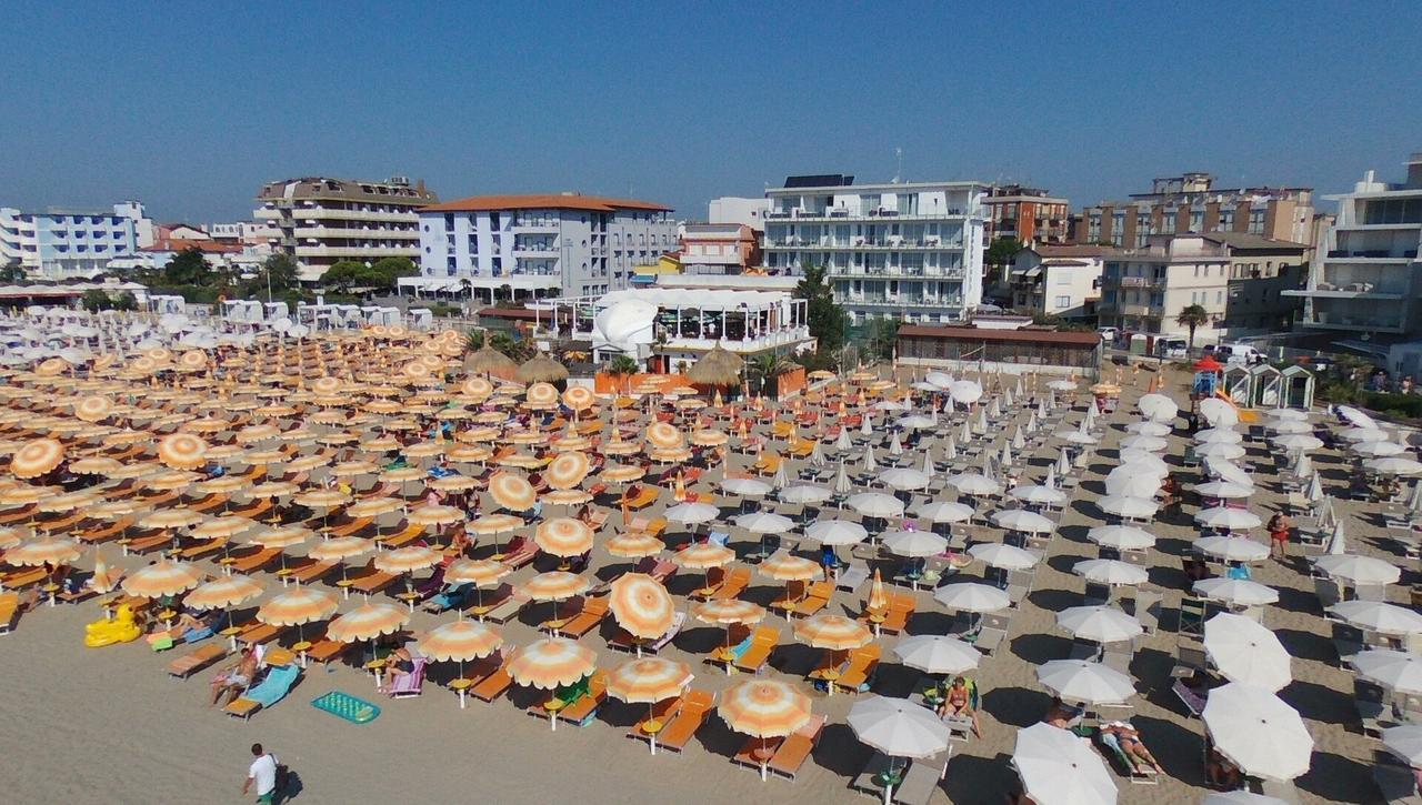 Hotel Austria Caorle Exteriér fotografie