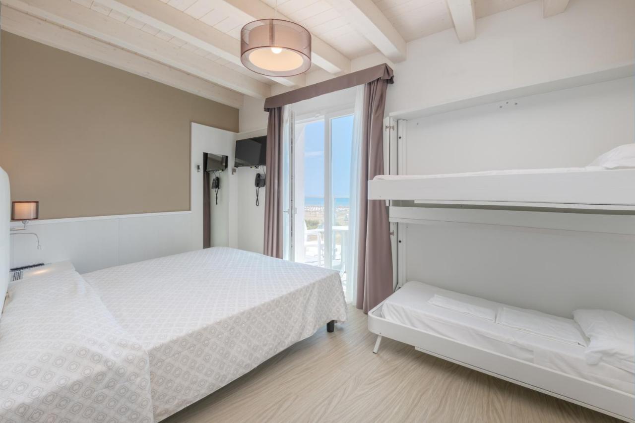 Hotel Austria Caorle Exteriér fotografie